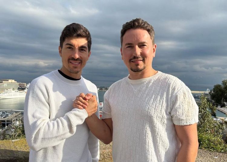 Viñales pozdravlja Jorgea Lorenza kao ‘performansnog trenera’ Viñales pozdravlja Jorgea Lorenza kao ‘performansnog trenera’