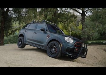 Automobili za vožnju po asfaltiranim i neasfaltiranim cestama