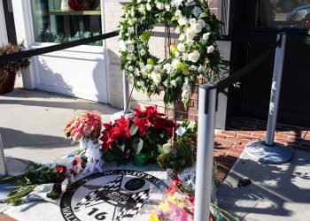 Istražitelji započinju ispitivanje zrakoplovne nesreće u kojoj je smrtno stradao vozač NASCAR-a Biffle