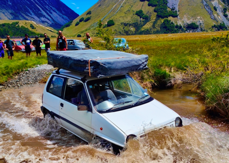 Kada Honda City skrene s ceste Kada Honda City skrene s ceste