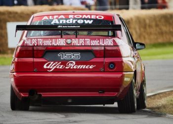 Kako ovladati Alfa Romeo 155