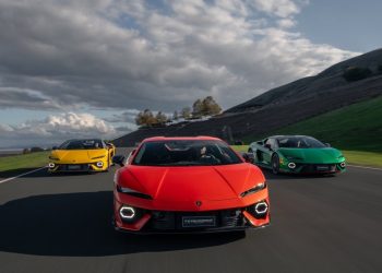 Lamborghinijev novi hibridni superautomobil nudi tri razine drift moda i tri aksijalna fluks motora