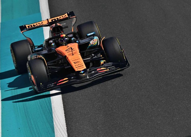 Mojih 10 najneuspješnijih F1 predviđanja ove godine. Plus: Novi uvjeti za nove automobile. Mojih 10 najneuspješnijih F1 predviđanja ove godine. Plus: Novi uvjeti za nove automobile.