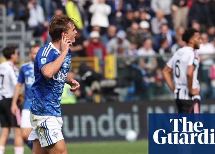 Nico Pazov biser pomaže Comu da se uzdigne iznad Juventusa u Europskom nogometu Nico Pazov biser pomaže Comu da se uzdigne iznad Juventusa u Europskom nogometu