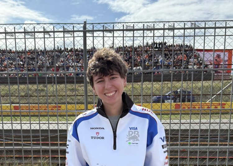 Student pomaže timu Formule 1 u skraćivanju vremena