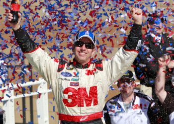 Umirovljeni NASCAR vozač i obitelj među 7 poginulih u zrakoplovnoj nesreći u Sjevernoj Karolini