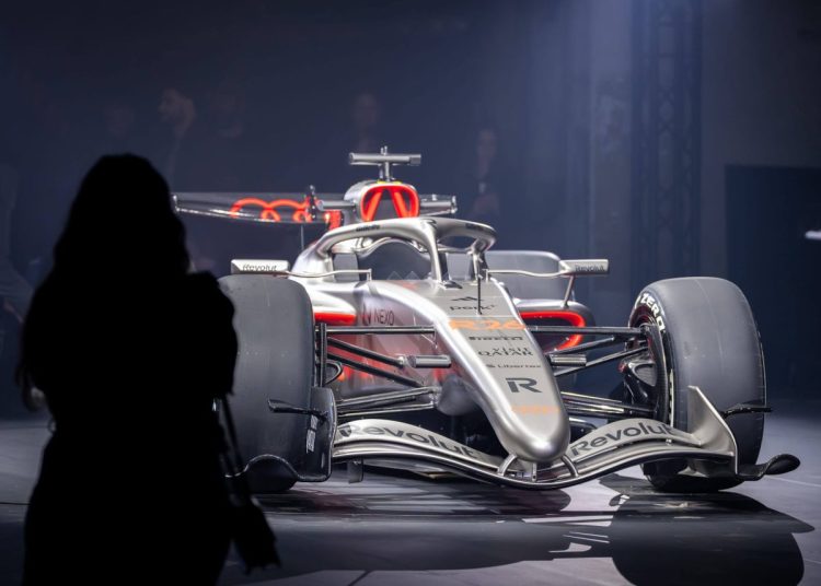 Audi predstavlja prvi F1 bolid za 2026. uz petogodišnji plan osvajanja naslova: ‘Nisam ovdje da se petljam’ Audi predstavlja prvi F1 bolid za 2026. uz petogodišnji plan osvajanja naslova: ‘Nisam ovdje da se petljam’