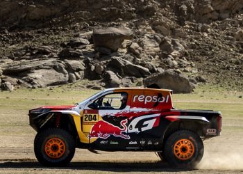 Dakar Rally izazov počinje za TOYOTA GAZOO Racing W2RC s prologom