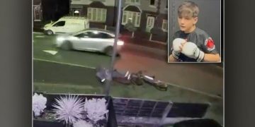 ‘Dječak od 13 godina ‘izletio’ s ceste neobilježenim policijskim autom dok mama govori’