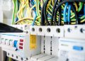 Hoće li partnerstvo Google Clouda i Formule E AI preoblikovati ABB-ov (SWX:ABBN) elektrifikacijski i digitalni narativ? Hoće li partnerstvo Google Clouda i Formule E AI preoblikovati ABB-ov (SWX:ABBN) elektrifikacijski i digitalni narativ?