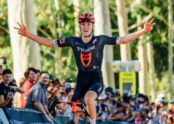 Jackson Medway ostvaruje solo pobjedu u muškoj cestovnoj utrci U23 na Državnom cestovnom prvenstvu Australije