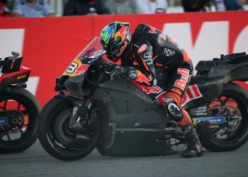 MotoGP 2027: Capirossi tvrdi da bi motocikli mogli biti 2,5 sekundi sporiji