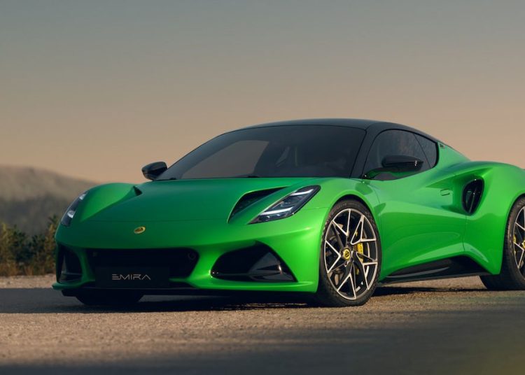 Novo izbliza: Lotus Emira V6 SE i Emira Turbo – fascinantna evolucija pravog vozačkog automobila Novo izbliza: Lotus Emira V6 SE i Emira Turbo – fascinantna evolucija pravog vozačkog automobila