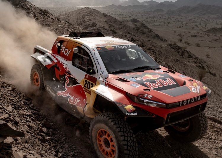 TOYOTA GAZOO Racing ostvarila jedan-dva na etapi 2 relija Dakar TOYOTA GAZOO Racing ostvarila jedan-dva na etapi 2 relija Dakar