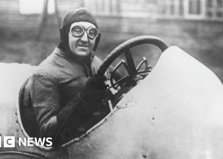 Tragični vozač utrka koji opsjeda stazu Brooklands u Surreyu