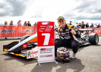 Wood ostvaruje dominantnu prvu pobjedu u Formuli Regional Oceania – prvenstvo Repco Supercars