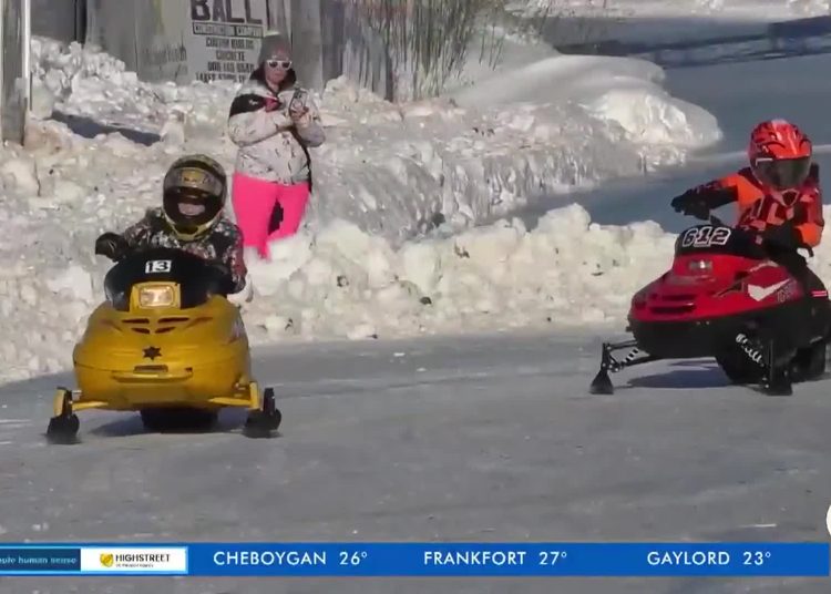 Dječje utrke Mini-5 oduševljavaju na stazi I-500 u Sault Ste. Marie