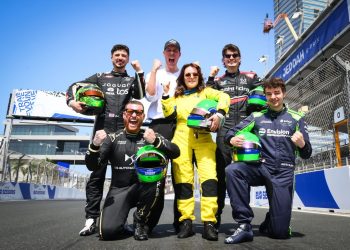 Formula E usmjerava influencere na pravi put za Evo Sessions u Jeddahu s teškim nesrećama