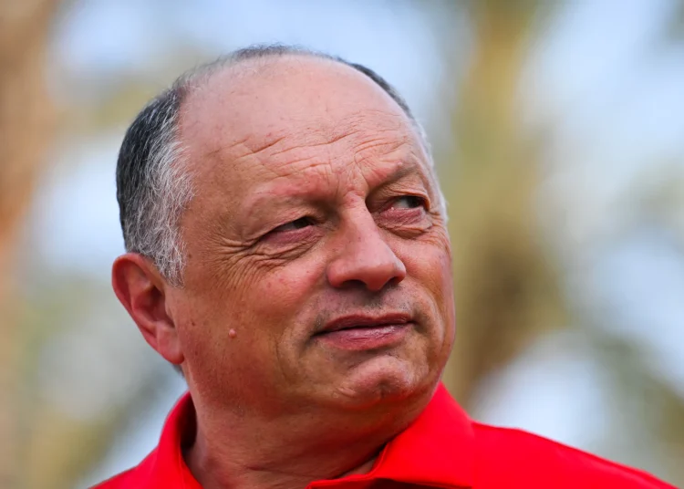 Fred Vasseur uvjeren da će suparnici predstaviti ‘velike nadogradnje’ na drugom testu u Bahreinu dok daje prognoze za ranu razvojnu utrku Fred Vasseur uvjeren da će suparnici predstaviti ‘velike nadogradnje’ na drugom testu u Bahreinu dok daje prognoze za ranu razvojnu utrku