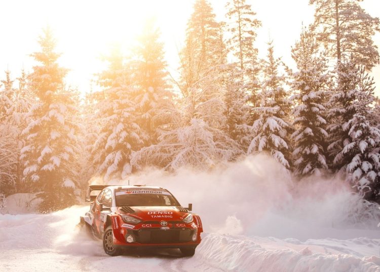 Katsuta preuzima vodstvo od Evansa Katsuta preuzima vodstvo od Evansa