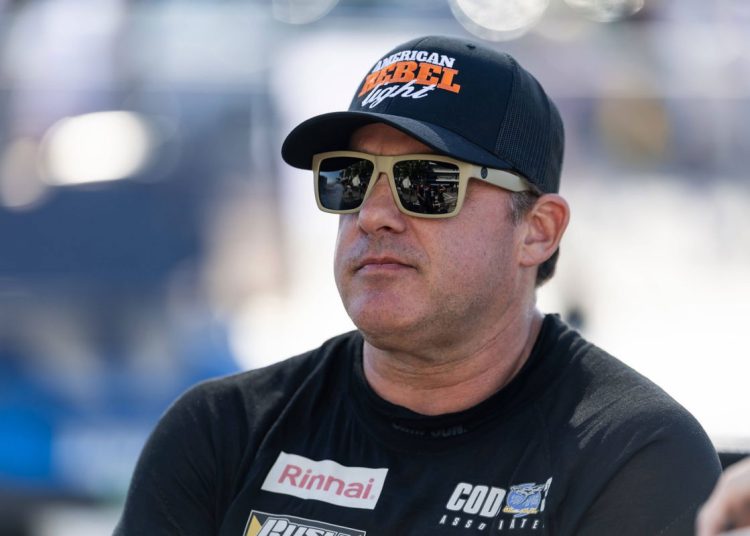 Obožavatelji razočarani jer NASCAR otkazuje utrku iz snova Tonyja Stewarta na povijesnoj stazi