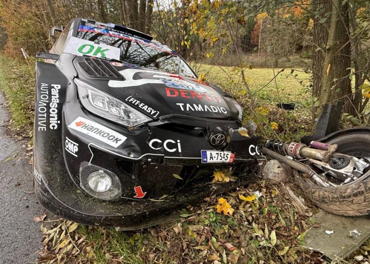 Ogier se sudario u CER-u, čime je utrka za naslov WRC-a otvorena