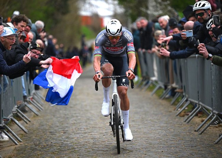 Ruta E3 Saxo Classic 2026 dodaje novi uspon na Oude Kwaremont i dodatno penjanje Ruta E3 Saxo Classic 2026 dodaje novi uspon na Oude Kwaremont i dodatno penjanje