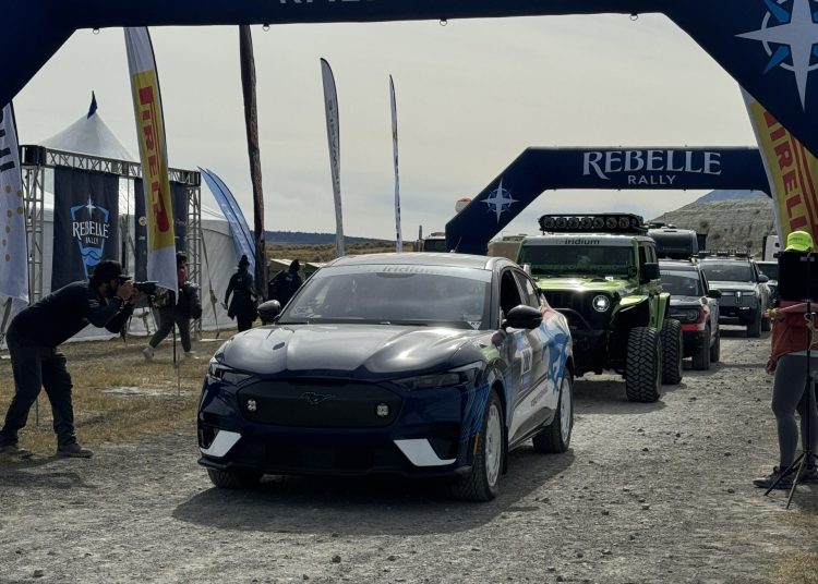 Upoznajte žene koje se natječu za Ford na Rebelle Rallyju, najdužem off-road reliju u SAD-u.