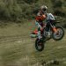 2026 KTM 890 Adventure R Rally dolazi po cijeni od £19,299 2026 KTM 890 Adventure R Rally dolazi po cijeni od £19,299