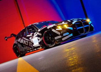 BMW ostvaruje maksimum s M3 Touring GT3