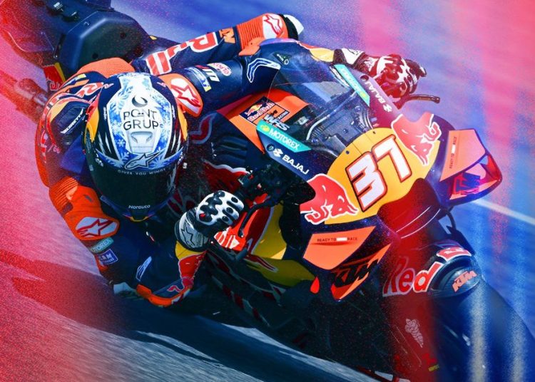 Doživite COTA izvan staze kao nikada do sada! Doživite COTA izvan staze kao nikada do sada!