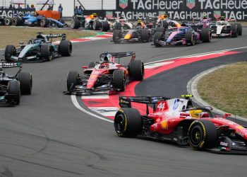 Ferrari kaže ‘dosta je’ zbog promjena pravila o početku utrke F1, dok Frederic Vasseur brani stav momčadi | F1 vijesti