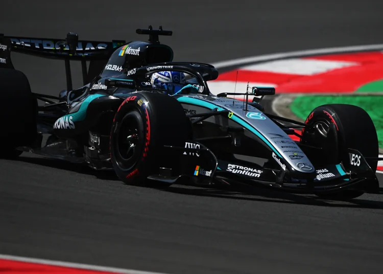 Gledajte FP1 akciju iz Kine s Georgeom Russellom na vrhu liste vremena