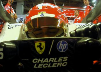 Kvalifikacije za VN Japana 2026.: Leclerc vizualizira svoj put kroz Suzuku u garaži Kvalifikacije za VN Japana 2026.: Leclerc vizualizira svoj put kroz Suzuku u garaži