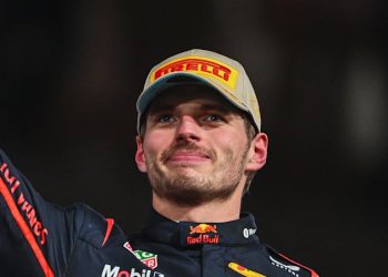 Max Verstappen ocjenjuje F1 bolide iz 2026. godine, ističe da ih električna energija i izazovi u vožnji čine znatno lošijima.