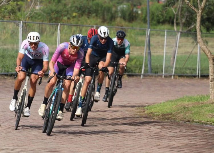 NA SLIKAMA: Criterium racing stiže u Mbombelu