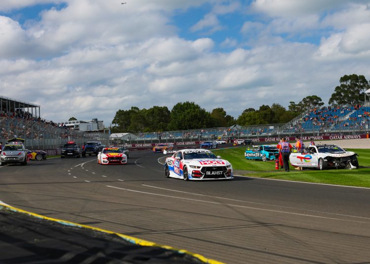 Nesretni Cameron u dilemi zbog tajanstvenog probijanja – Superautomobili