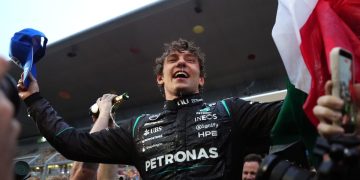 Paddock Formule 1 reagira na Kimi Antonellijevu prvu pobjedu na Grand Prixu u Kini