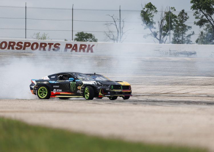 Tjedan Mustanga u Teksasu privlači više od 20 driftera