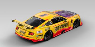 Todd Hazelwood otkriva #1 Four’N Twenty Ford Mustang