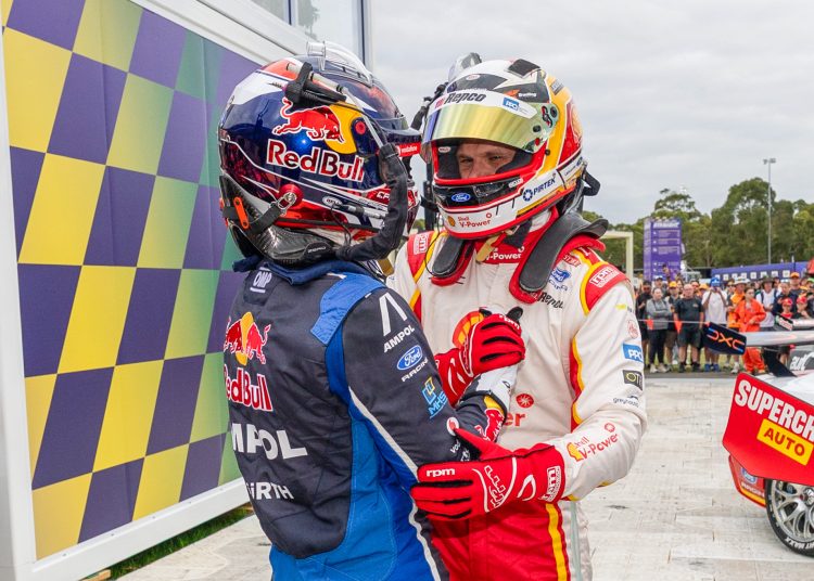 ‘Zašto nitko ne blokira ovog tipa’: Feeneyjeva zbunjujuća situacija s Kosteckim – Superautomobili ‘Zašto nitko ne blokira ovog tipa’: Feeneyjeva zbunjujuća situacija s Kosteckim – Superautomobili