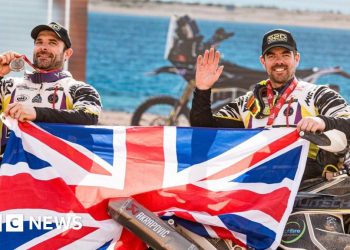 Braća postaju prva britanska braća i sestre koji su završili reli Dakar