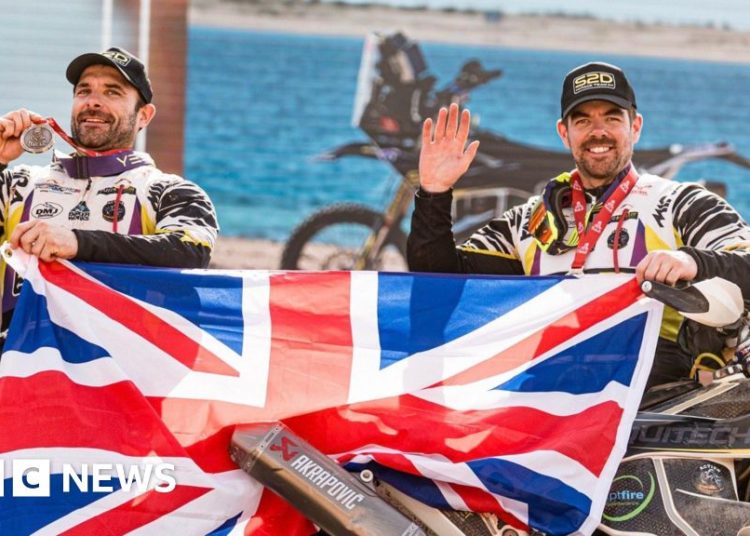Braća postaju prva britanska braća i sestre koji su završili reli Dakar