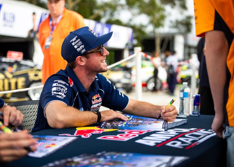 Brownov dlakav odgovor na komentare o teškom početku – Superautomobili Brownov dlakav odgovor na komentare o teškom početku – Superautomobili