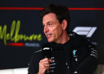 FIA ne smije dopustiti da nadogradnje motora utječu na borbu za prvenstvo F1 – Toto Wolff