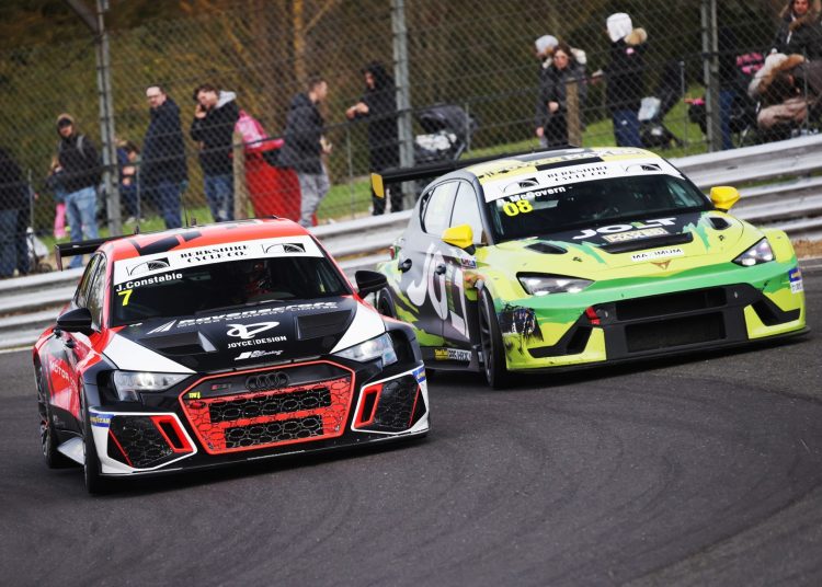 Jac Constable pobjednik kaotičnog otvaranja TCR UK na Brands Hatchu