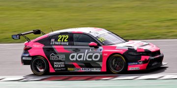 Jenson O’Neill obranio se Maxu Hartu za pobjedu u drugoj utrci