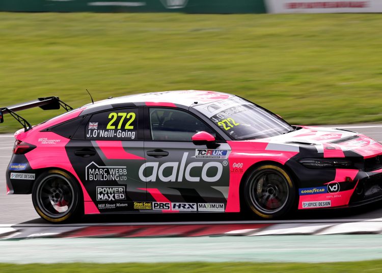 Jenson O’Neill obranio se Maxu Hartu za pobjedu u drugoj utrci