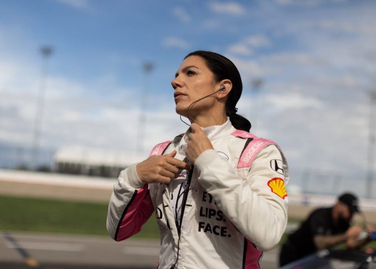 Katherine Legge se vraća na utrku Indianapolis 500 u suradnji s HMD Motorsports i AJ Foyt Racing