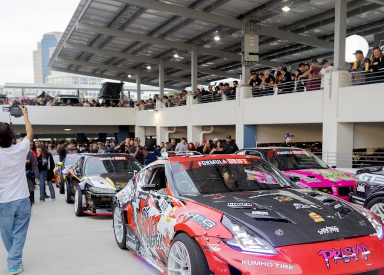 Larry Chen pomaže vratiti najveće okupljanje automobila u Long Beachu